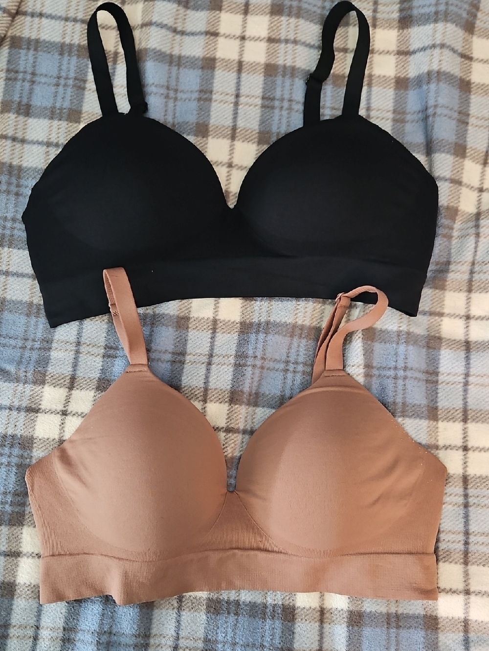 2 Feelin Girl Bras LIKE NEW